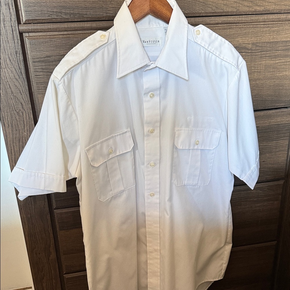 Van Heusen White Short-Sleeve Button-Front Utility Shirt